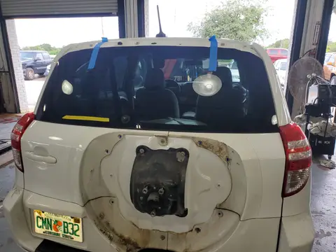 Toyota Rav 4 — 2