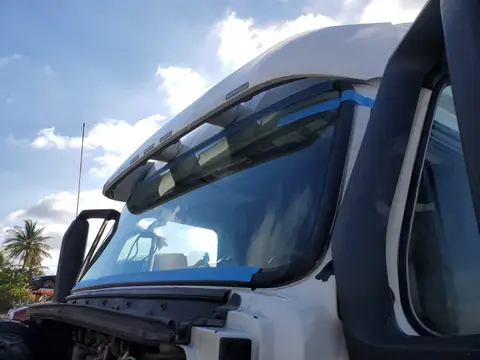 Volvo — 4