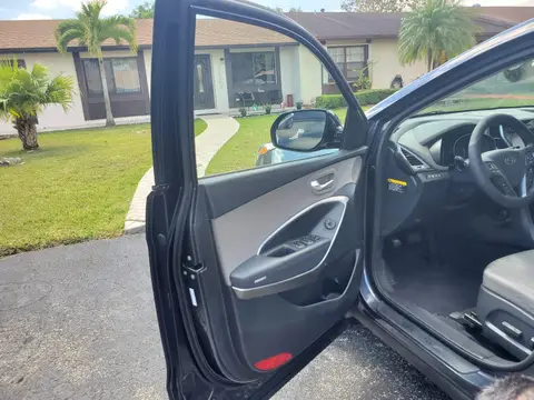 Hyundai Santa Fe — 3