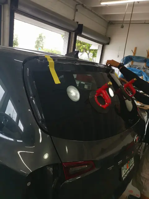 Kia Sedona — 3