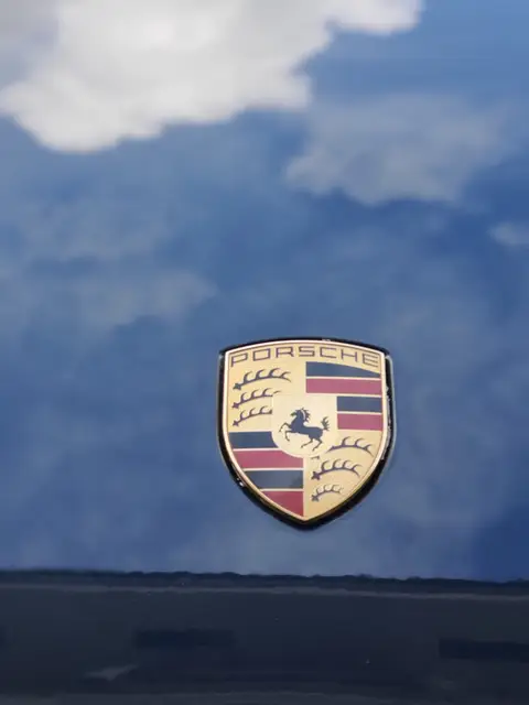 Porsche — 3
