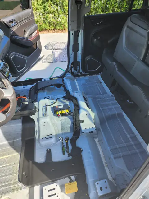 GMC Yukon — 6